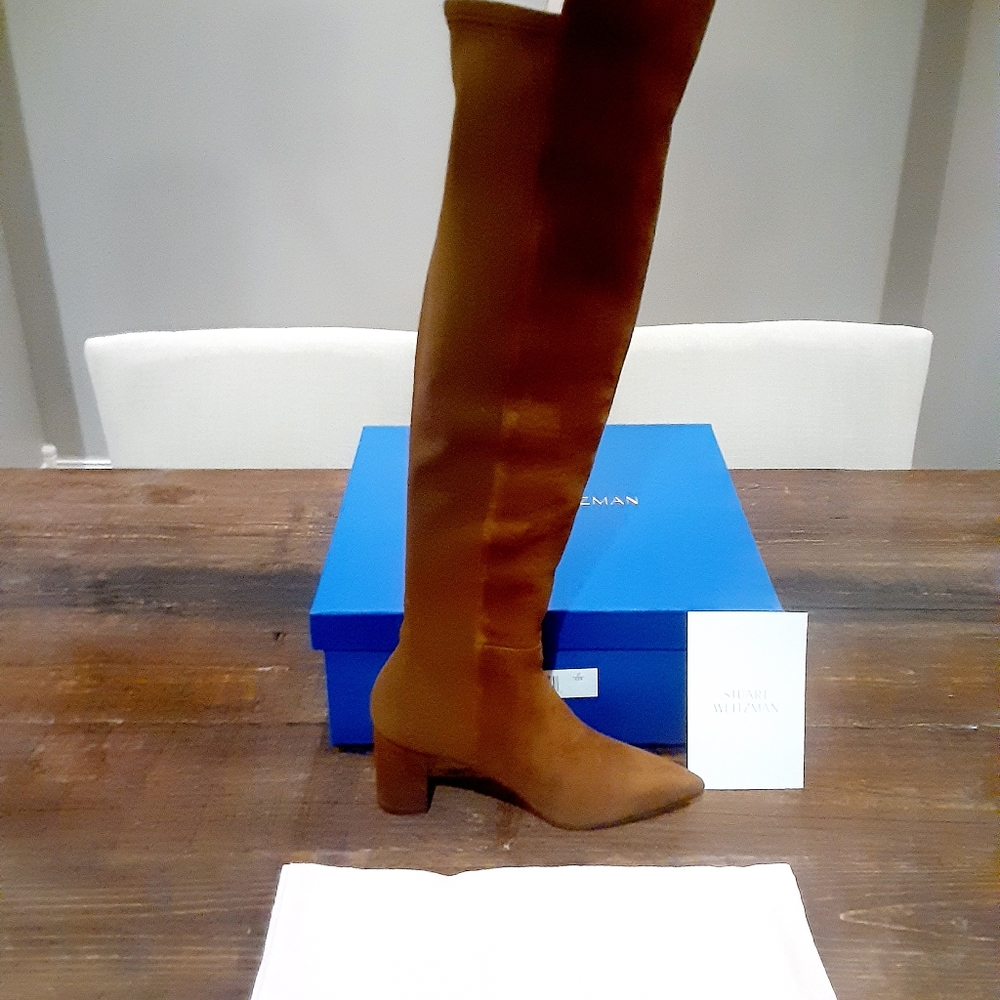 BOOTS - Picture 4 of 16